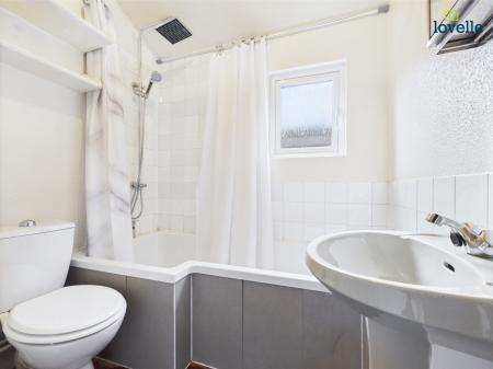 3 bedroom Semi-detached house for sale in Boultham Avenue, Lincoln, LN5