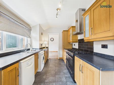 3 bedroom Semi-detached house for sale in Boultham Avenue, Lincoln, LN5