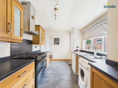 3 bedroom Semi-detached house for sale in Boultham Avenue, Lincoln, LN5