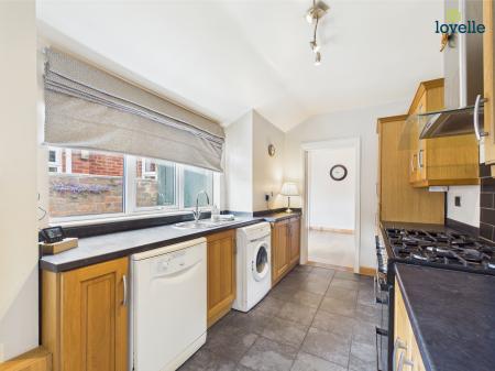 3 bedroom Semi-detached house for sale in Boultham Avenue, Lincoln, LN5