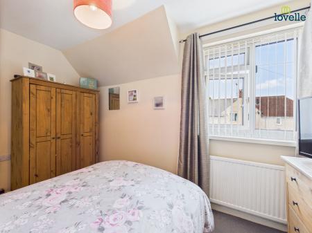 3 bedroom Semi-detached house for sale in Swift Gardens, Lincoln, LN2