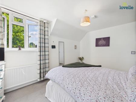 3 bedroom Semi-detached house for sale in Swift Gardens, Lincoln, LN2