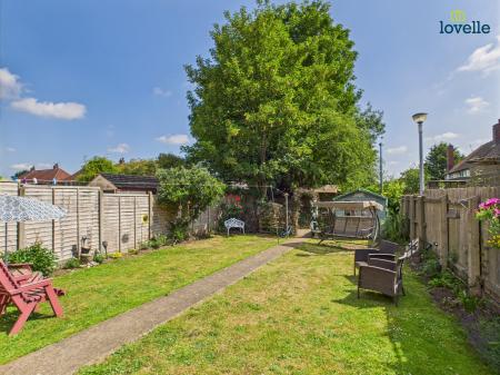 3 bedroom Semi-detached house for sale in Swift Gardens, Lincoln, LN2