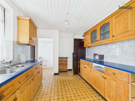 3 bedroom Semi-detached house for sale in East Liberty, Lincoln, LN2