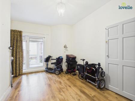 4 bedroom Terraced House for sale in Monks Road, Lincoln, LN2