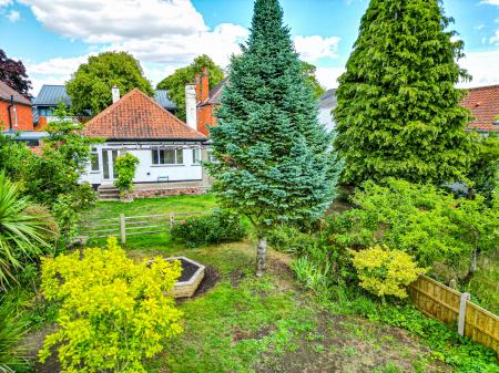 3 bedroom Detached bungalow for sale in Burton Road, Lincoln, LN1