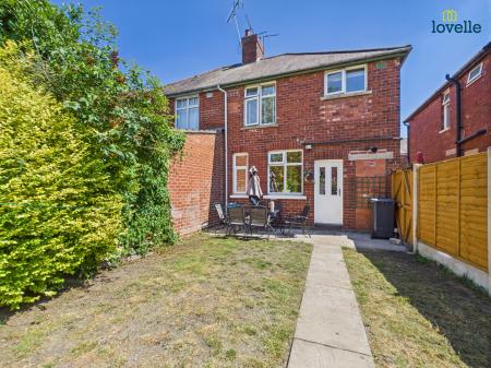 2 bedroom Semi-detached house for sale in Severn Street, Lincoln, LN1