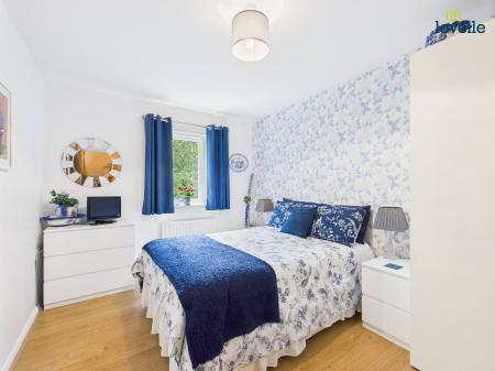 2 bedroom Flat for sale in Manton Road, Lincoln, LN2