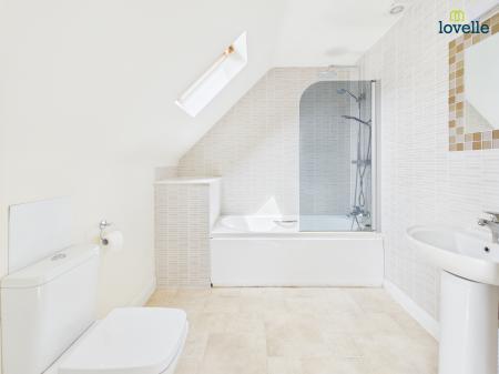 4 bedroom Flat for sale in Wesleyan Court, Lincoln, LN2