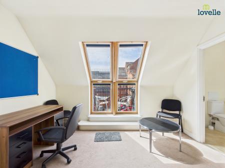4 bedroom Flat for sale in Wesleyan Court, Lincoln, LN2