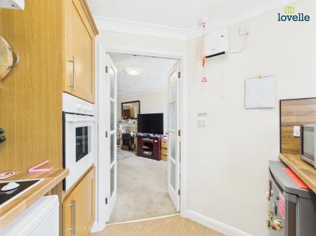 2 bedroom Flat for sale in Cabourne Avenue, Lincoln, LN2