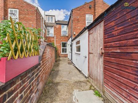 5 bedroom Terraced House for sale in Moor Street, Lincoln, LN1