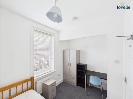 6 bedroom Terraced House for sale in Foster Street, Lincoln, LN5