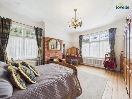 4 bedroom Detached house for sale in 76 Witham Road, Woodhall Spa, LN10