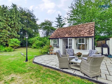 4 bedroom Detached house for sale in 76 Witham Road, Woodhall Spa, LN10