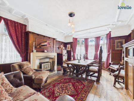 4 bedroom Detached house for sale in 76 Witham Road, Woodhall Spa, LN10