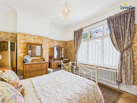 4 bedroom Detached house for sale in 76 Witham Road, Woodhall Spa, LN10