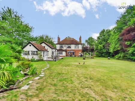 4 bedroom Detached house for sale in 76 Witham Road, Woodhall Spa, LN10