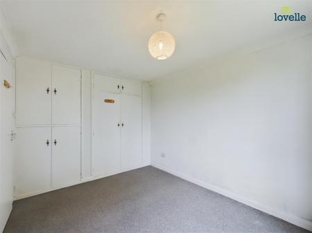 1 bedroom Flat to let in Hawthorn Chase, Lincoln