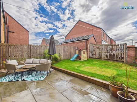 3 bedroom Detached house for sale in Reedbush Avenue, Lincoln, LN2