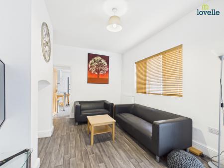 4 bedroom Terraced House for sale in Richmond Road, Lincoln, LN1