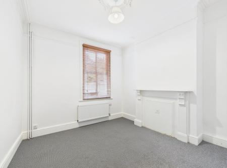 4 bedroom Terraced House for sale in Richmond Road, Lincoln, LN1