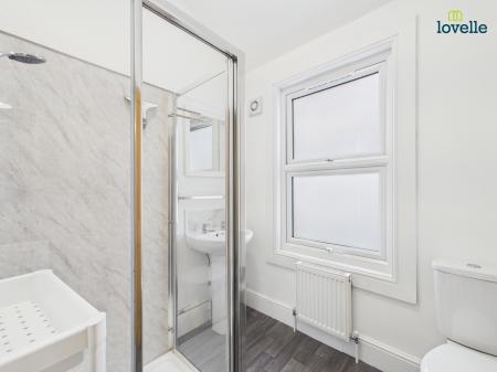 4 bedroom Terraced House for sale in Richmond Road, Lincoln, LN1