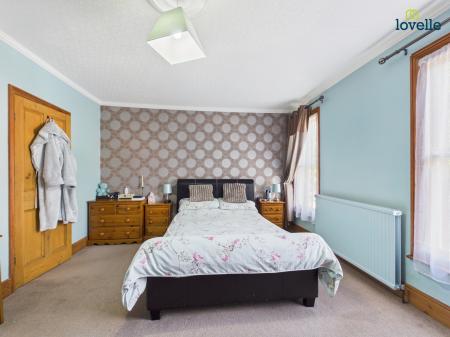 3 bedroom End of terrace house for sale in Cambridge Avenue, Lincoln, LN1