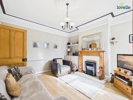 3 bedroom End of terrace house for sale in Cambridge Avenue, Lincoln, LN1