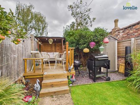 3 bedroom End of terrace house for sale in Cambridge Avenue, Lincoln, LN1
