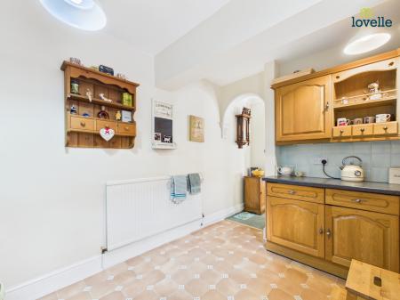 3 bedroom End of terrace house for sale in Cambridge Avenue, Lincoln, LN1