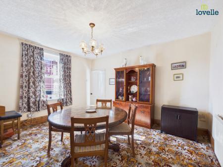 4 bedroom Detached house for sale in High Street, Reepham, LN3