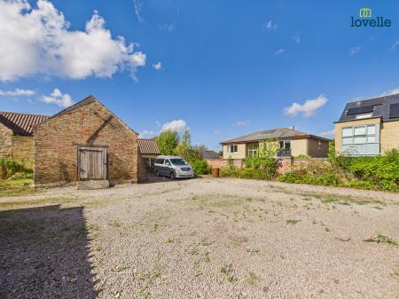 4 bedroom Detached house for sale in High Street, Reepham, LN3