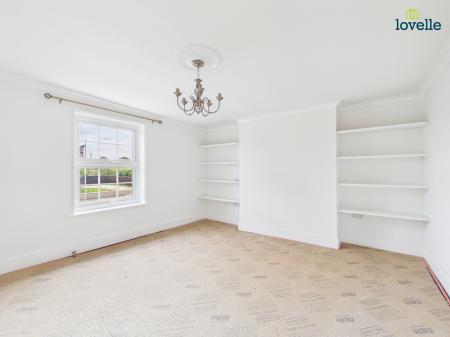 4 bedroom Detached house for sale in Main Road, Langworth, LN3