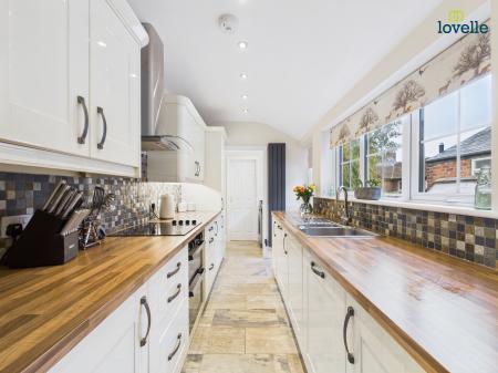 2 bedroom Terraced House for sale in Cecil Street, Lincoln, LN1