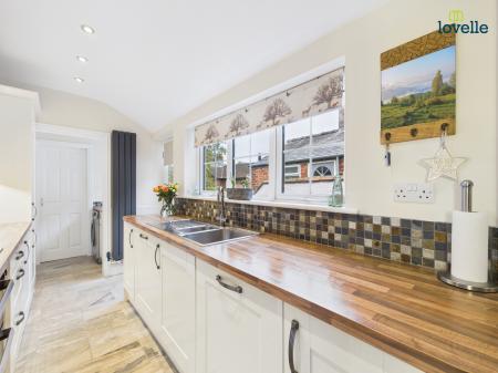 2 bedroom Terraced House for sale in Cecil Street, Lincoln, LN1