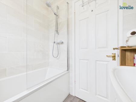 2 bedroom Semi-detached house for sale in Rusland Close, Lincoln, LN2