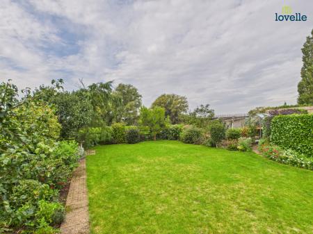 3 bedroom Detached house for sale in 8 Main Street, Torksey, LN1