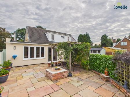 3 bedroom Detached house for sale in 8 Main Street, Torksey, LN1