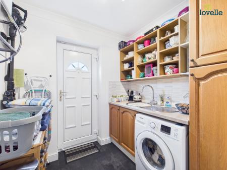 3 bedroom Detached house for sale in 8 Main Street, Torksey, LN1