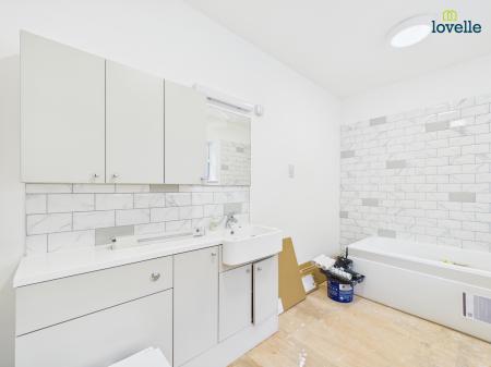 3 bedroom Bungalow for sale in Mill Lane, Saxilby, LN1