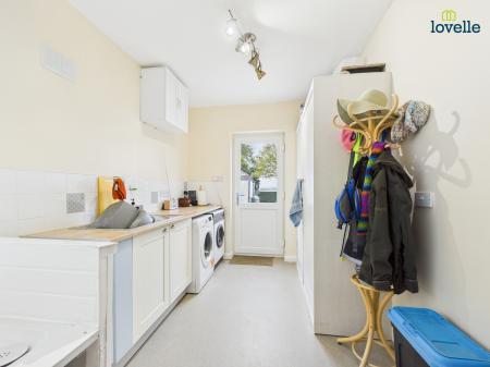 3 bedroom Bungalow for sale in Mill Lane, Saxilby, LN1