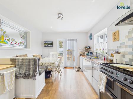 3 bedroom Bungalow for sale in Mill Lane, Saxilby, LN1