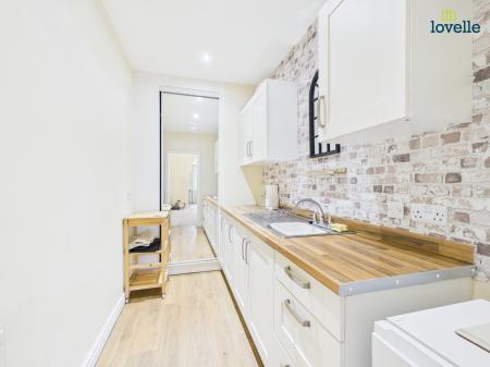 3 bedroom Bungalow for sale in Mill Lane, Saxilby, LN1