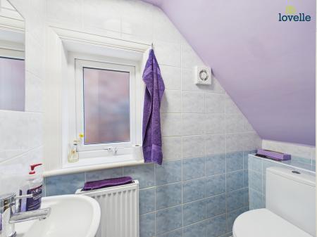 4 bedroom Detached house for sale in Yarborough Crescent, Lincoln, LN1
