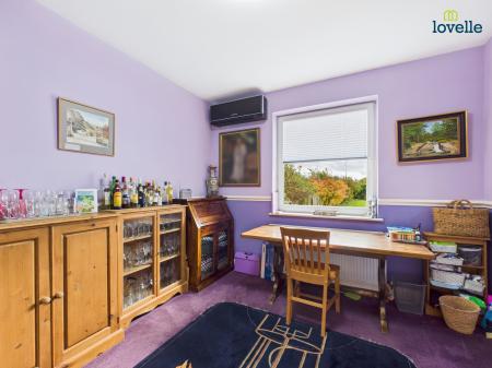 4 bedroom Detached house for sale in Yarborough Crescent, Lincoln, LN1