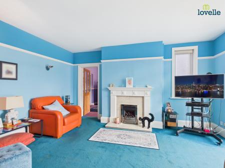 4 bedroom Detached house for sale in Yarborough Crescent, Lincoln, LN1