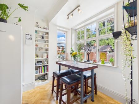 5 bedroom Semi-detached house for sale in Greetwell Road, Lincoln, LN2