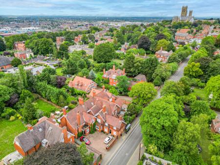 5 bedroom Semi-detached house for sale in Greetwell Road, Lincoln, LN2