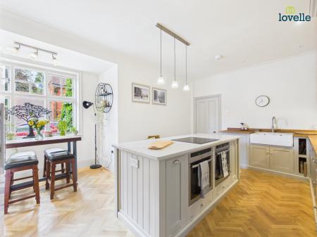 5 bedroom Semi-detached house for sale in Greetwell Road, Lincoln, LN2